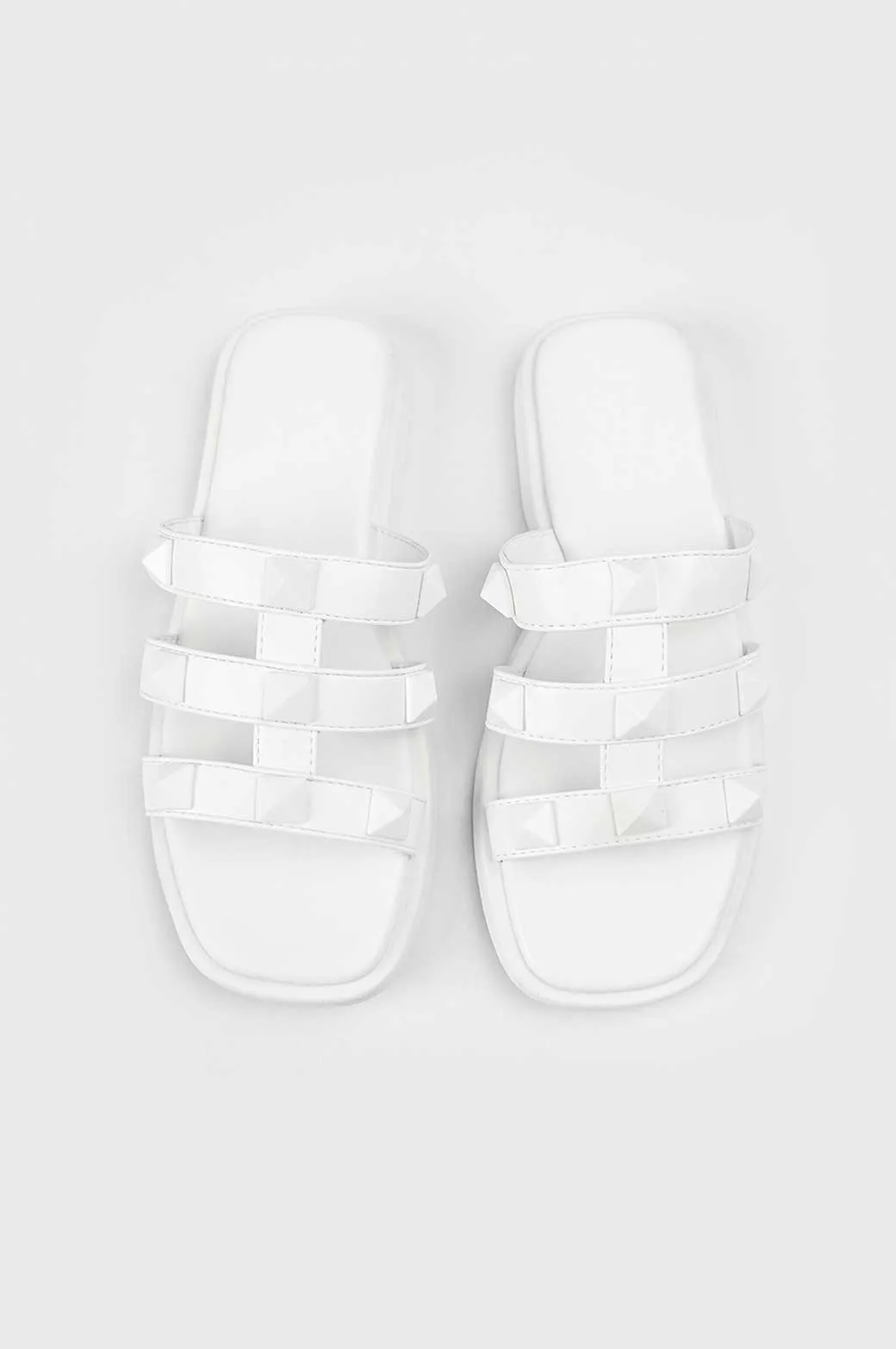 BASIC STUDDED SLIDE