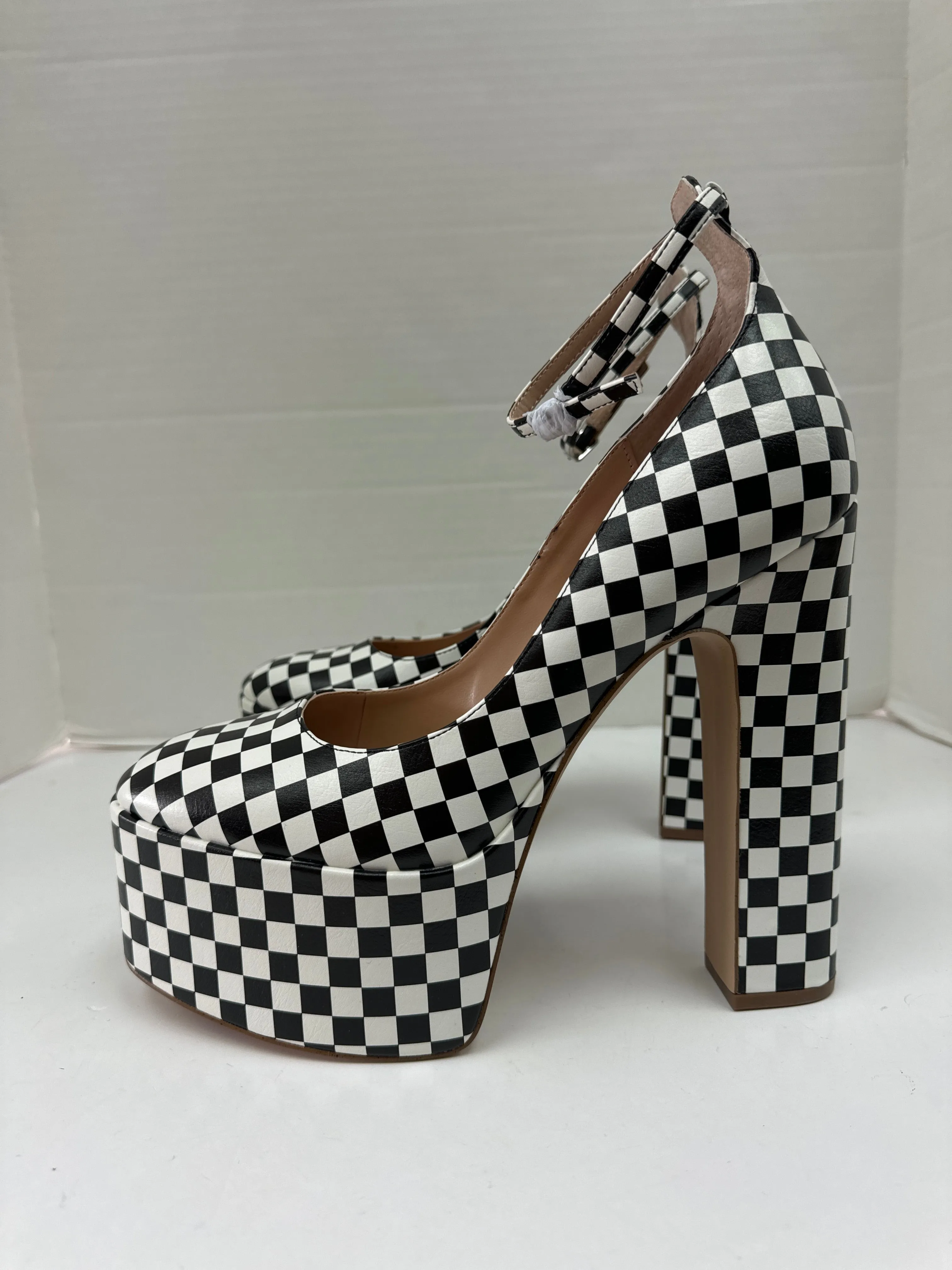 Black & White Shoes Heels Stiletto Steve Madden, Size 11