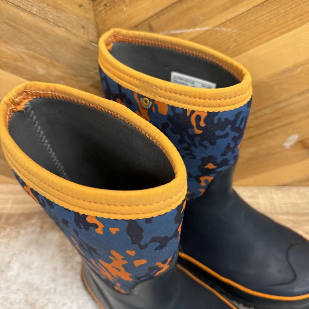 Bogs- youth classic winter boot- MSRP $100: Navy Orange -children-4Y