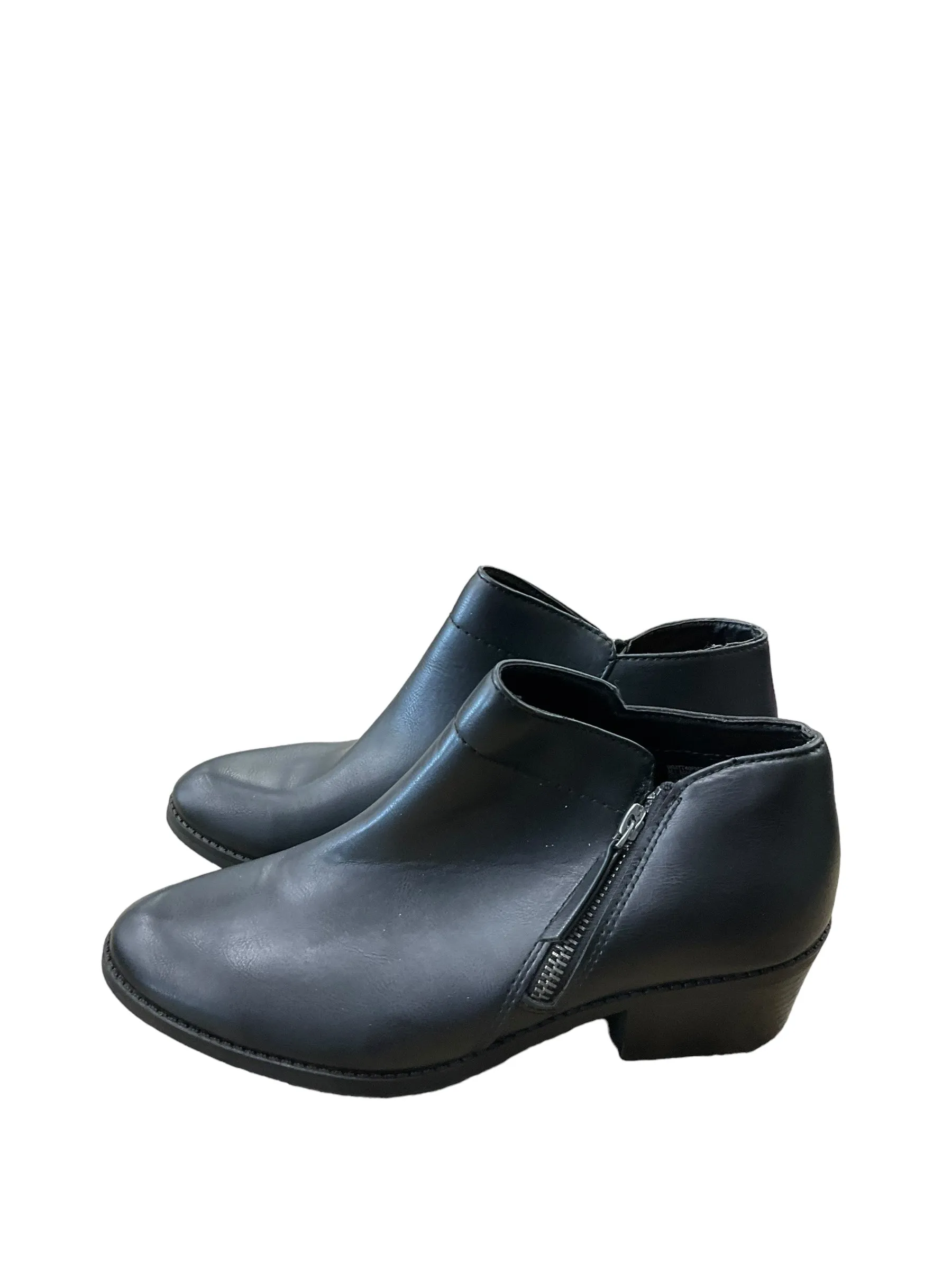 Boots Ankle Flats By Time And Tru In Black, Size: 8