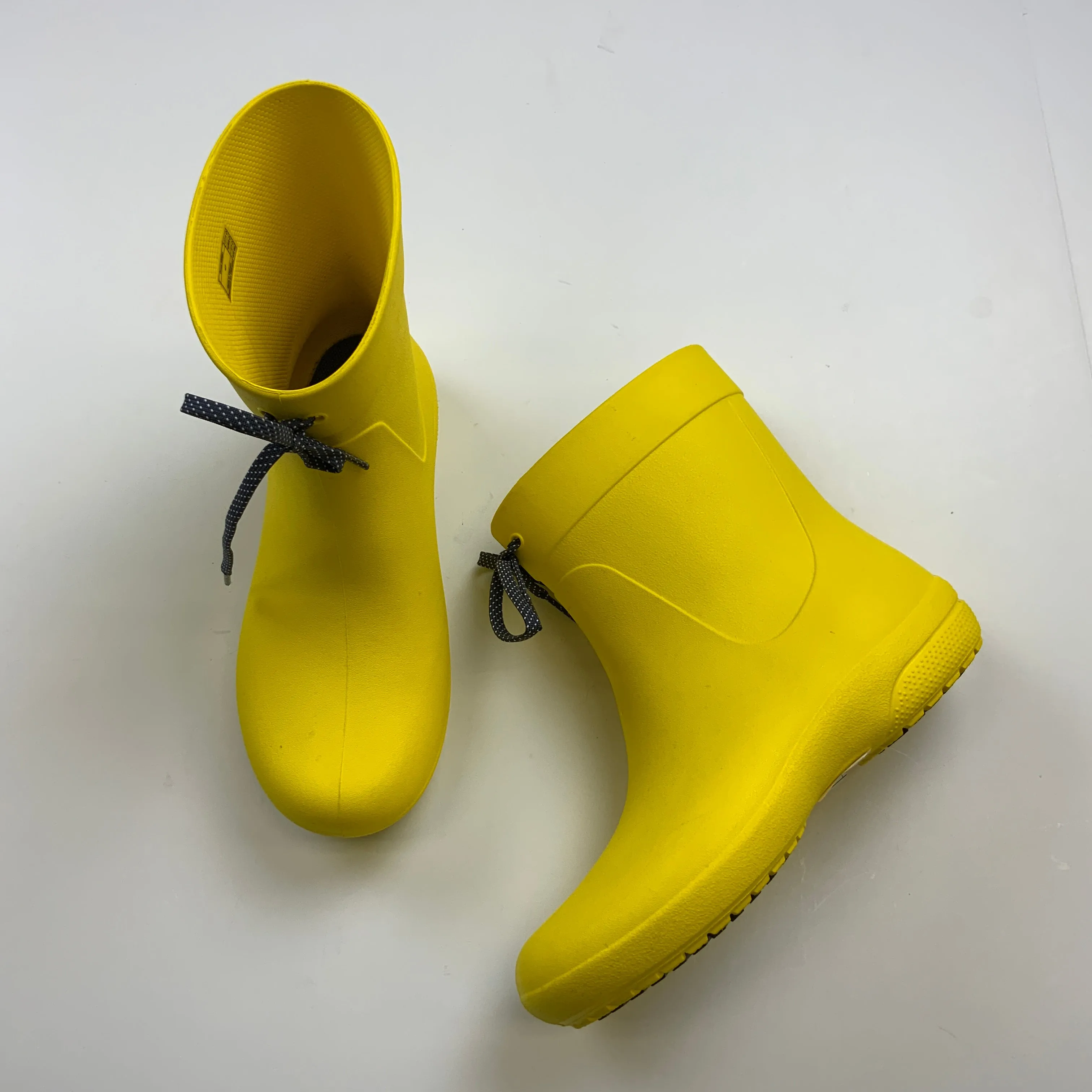 Boots Rain By Crocs In Yellow, Size: 7