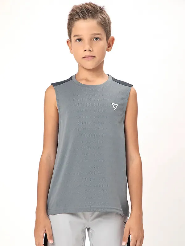 Boys Colorblock Slim Fit Crew Neck T-shirt with TECHNO COOL 