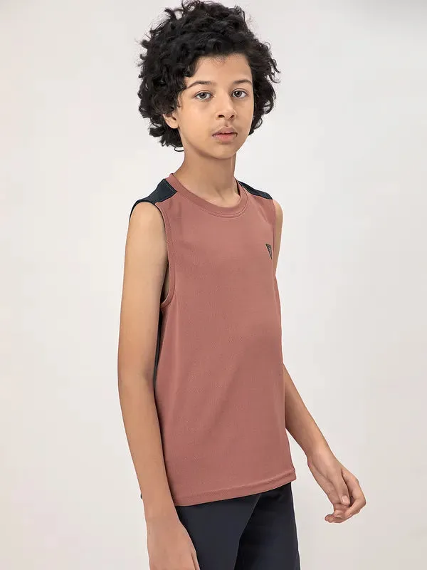 Boys Colorblock Slim Fit Crew Neck T-shirt with TECHNO COOL 