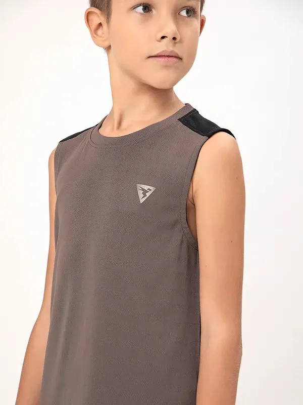 Boys Colorblock Slim Fit Crew Neck T-shirt with TECHNO COOL 