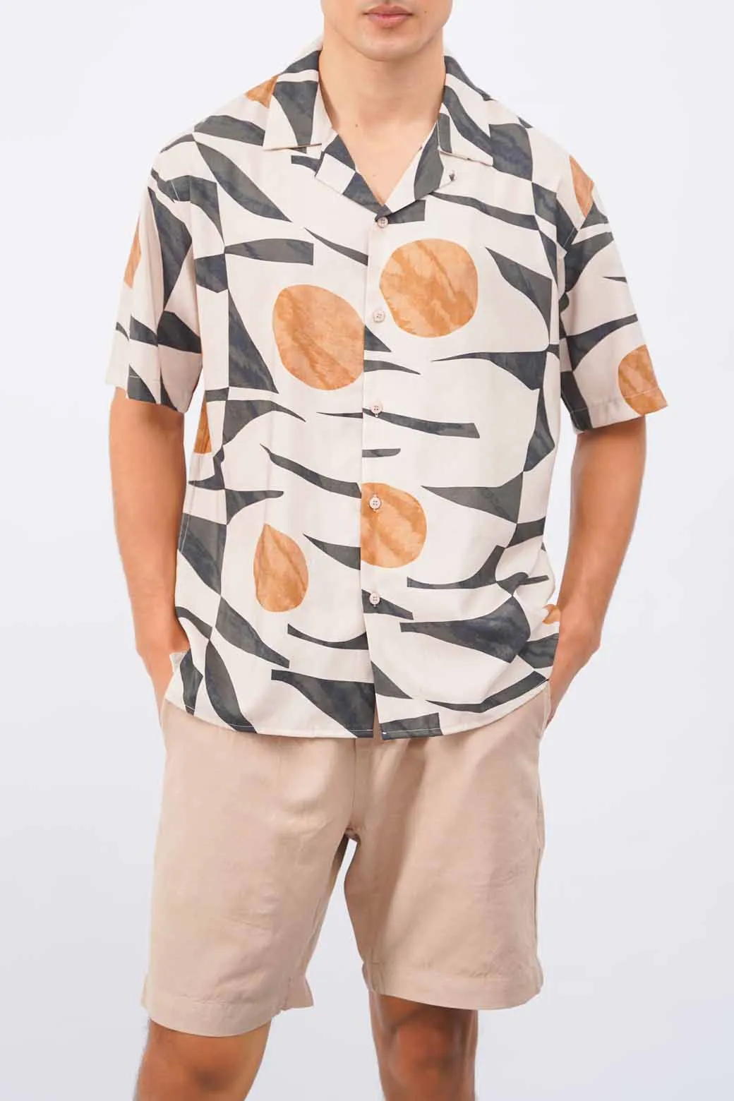 GEOMETRIC PRINT SAFARI SHIRT