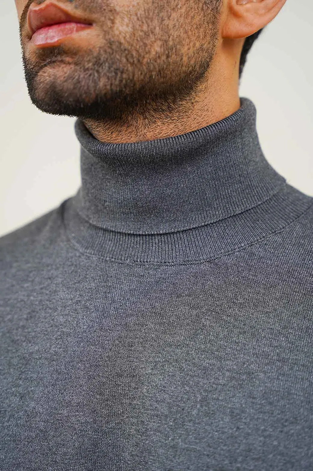 HIGH NECK SWEATER